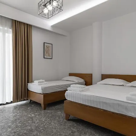 Center 3* 卡萨米尔