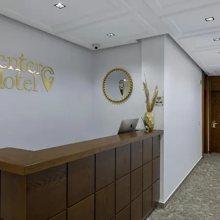Hotel Center 3*