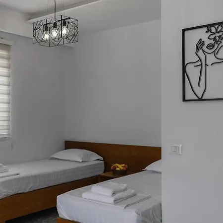 Center Hotel 3*